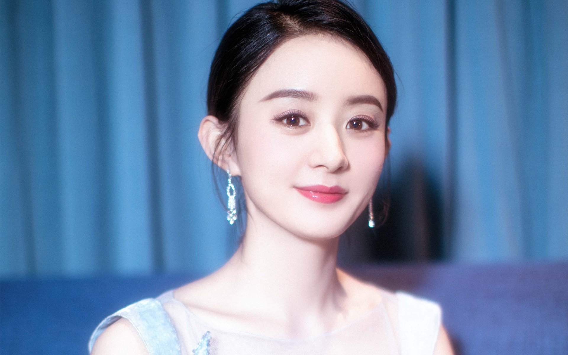 “西甲战火升级：战术变换频繁，亮点迭出”，西甲战果