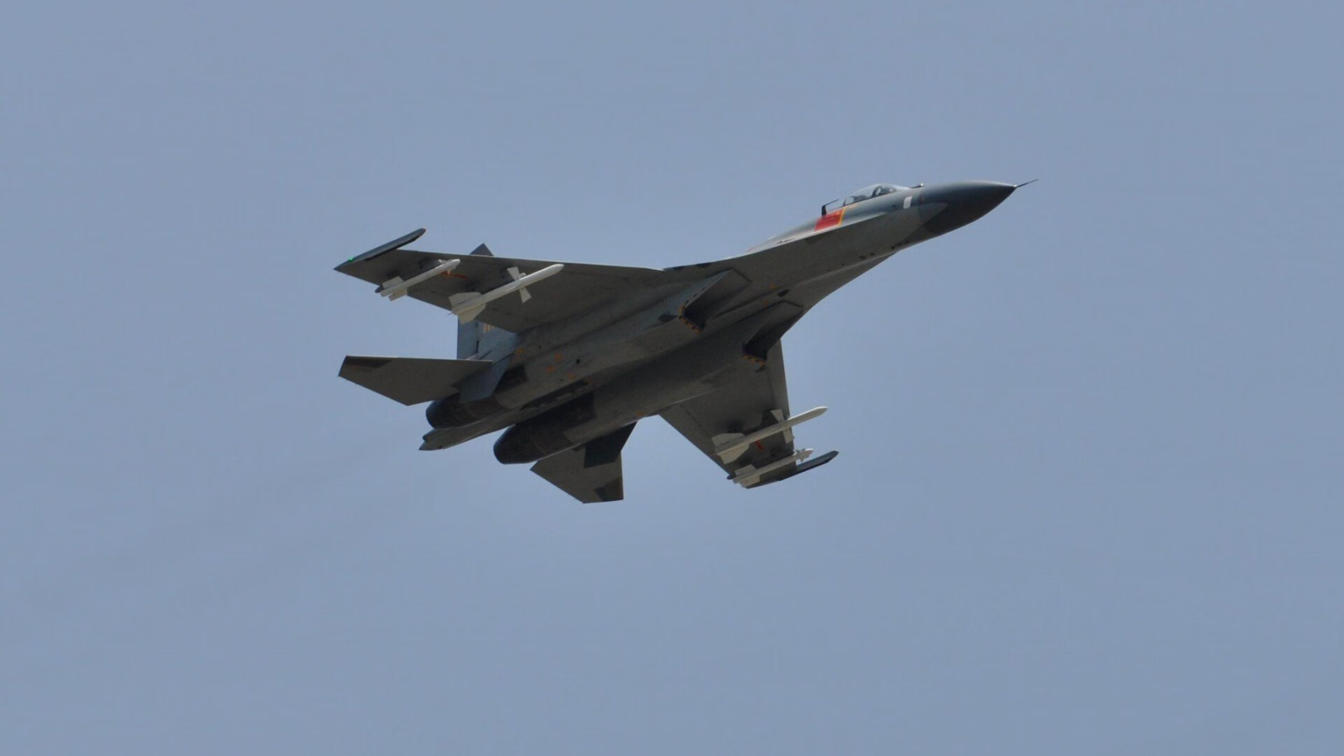 足球迷DIY球衣风靡，个性表达成为潮流，手工足球衣的制作方法