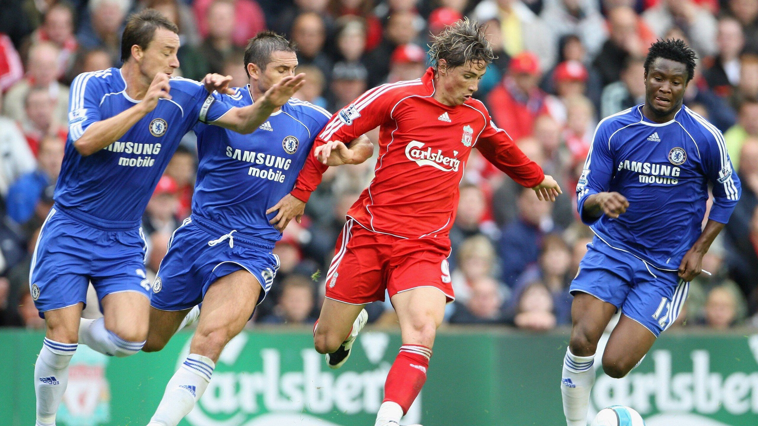 开云官方-青少年足球赛事不断创新，加入多样化团队合作项目，开展青少年足球训练的意义